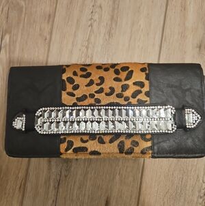 Leopard Print Crystal-Embellished Clutch - Black & Brown